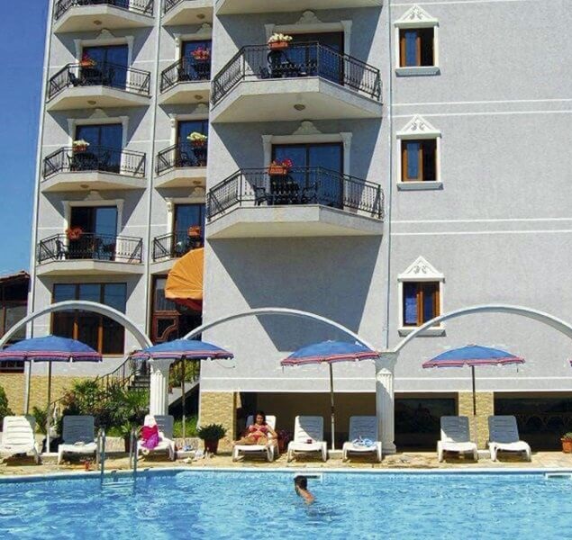 Hotel Onufri 3*